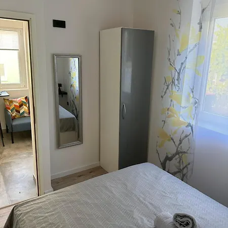 Apartment Roni *