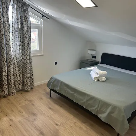 Roni Apartment