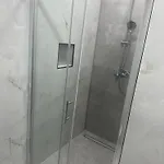 Апартаменти Roni *